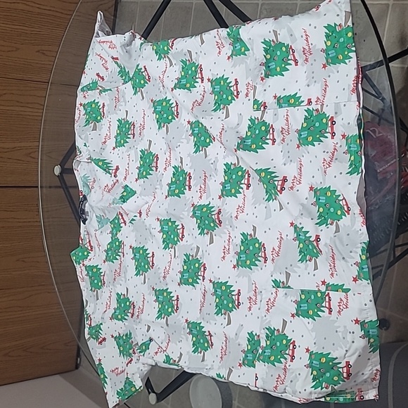 Christmas Scrub Top - Picture 2 of 4